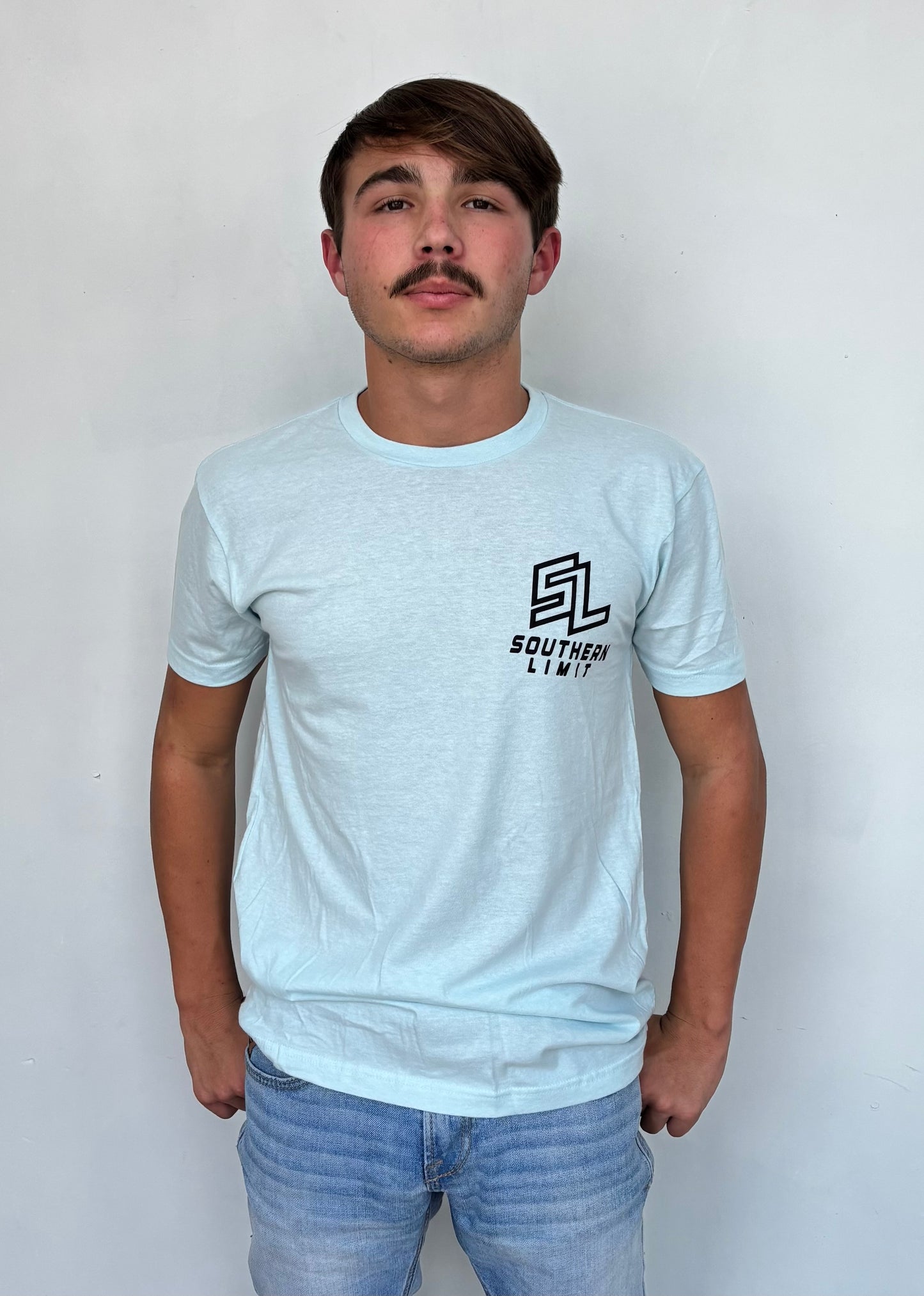 Chillin on Ice tee
