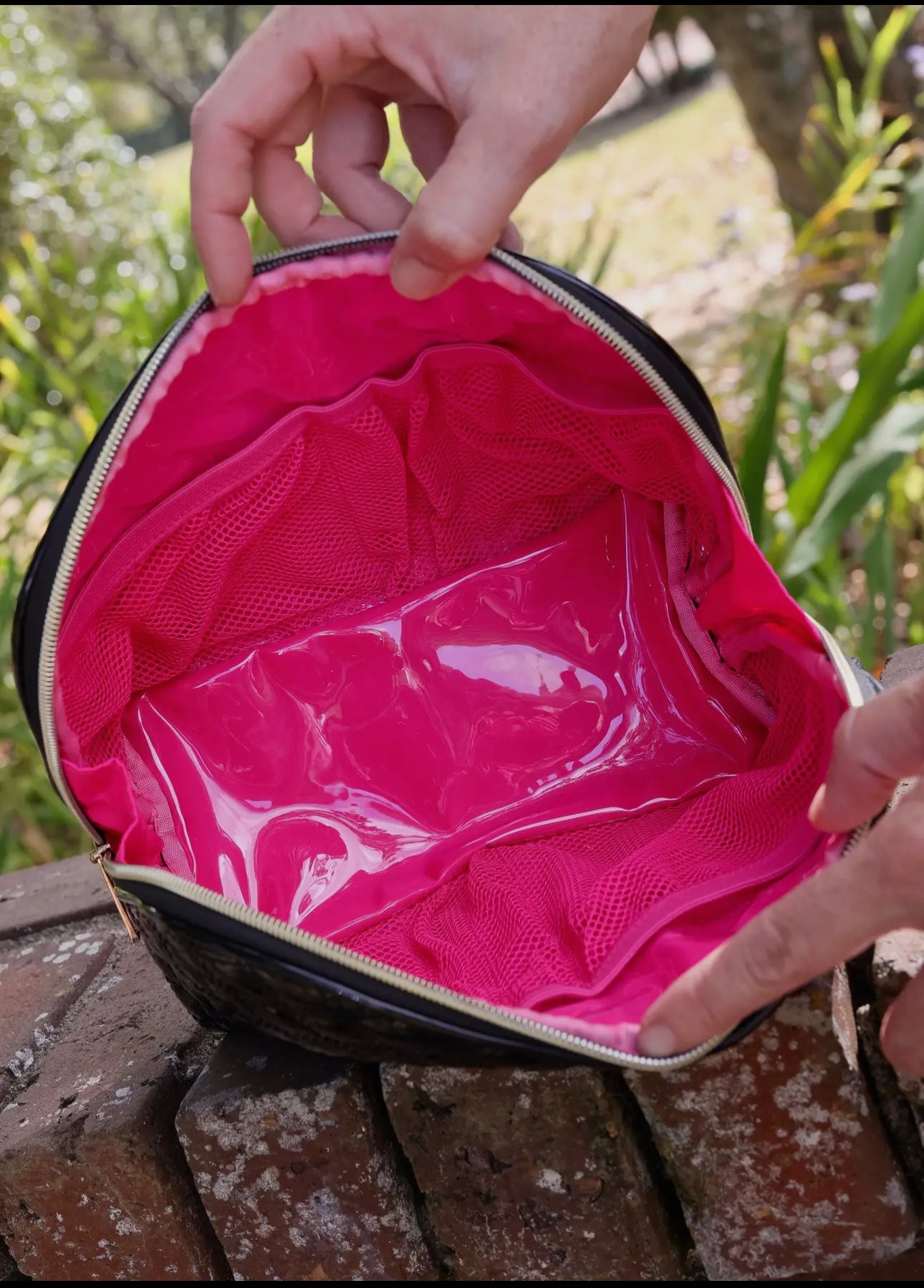 Capri Large Pouch