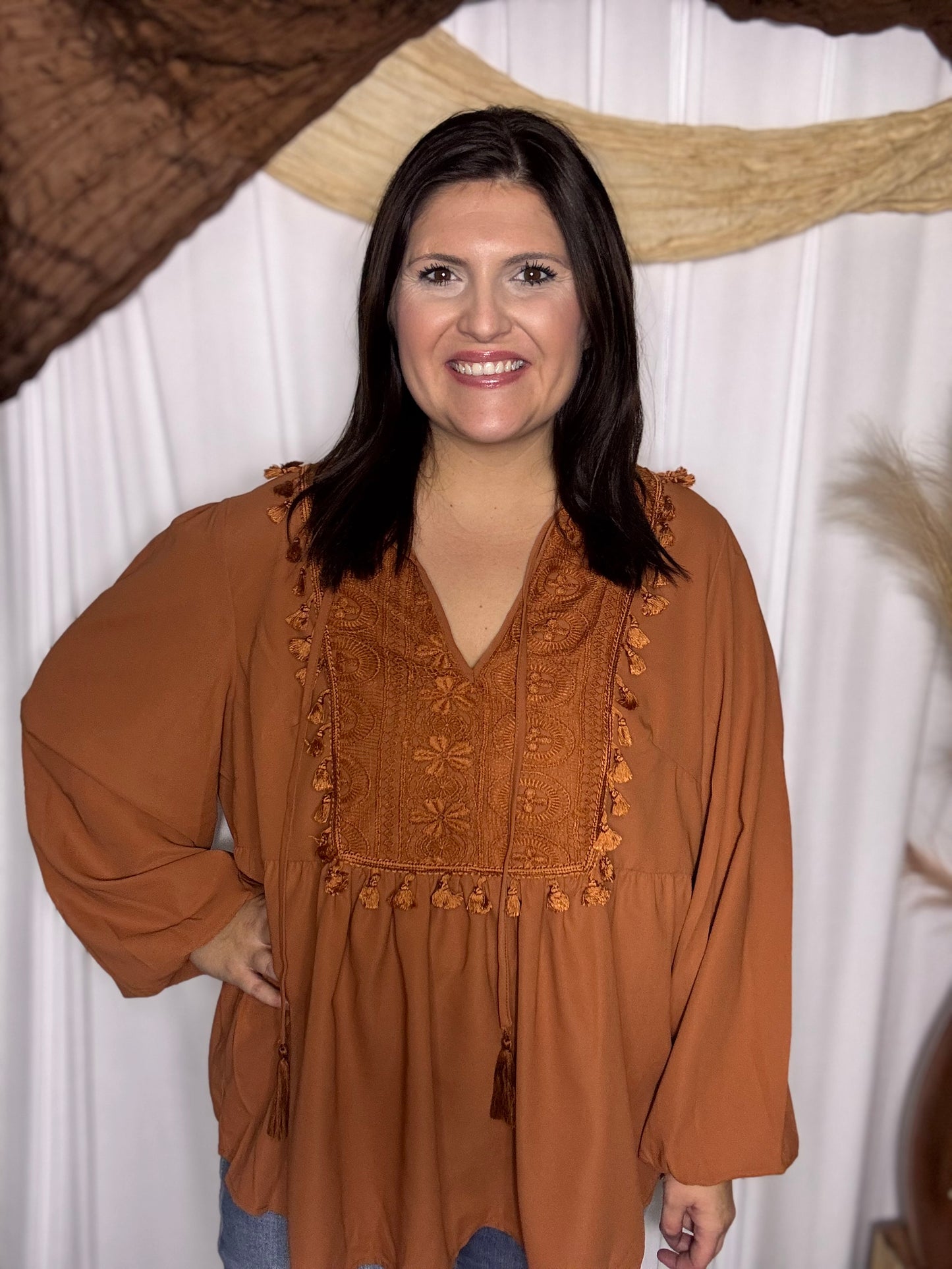 Chestnut Curvy Top