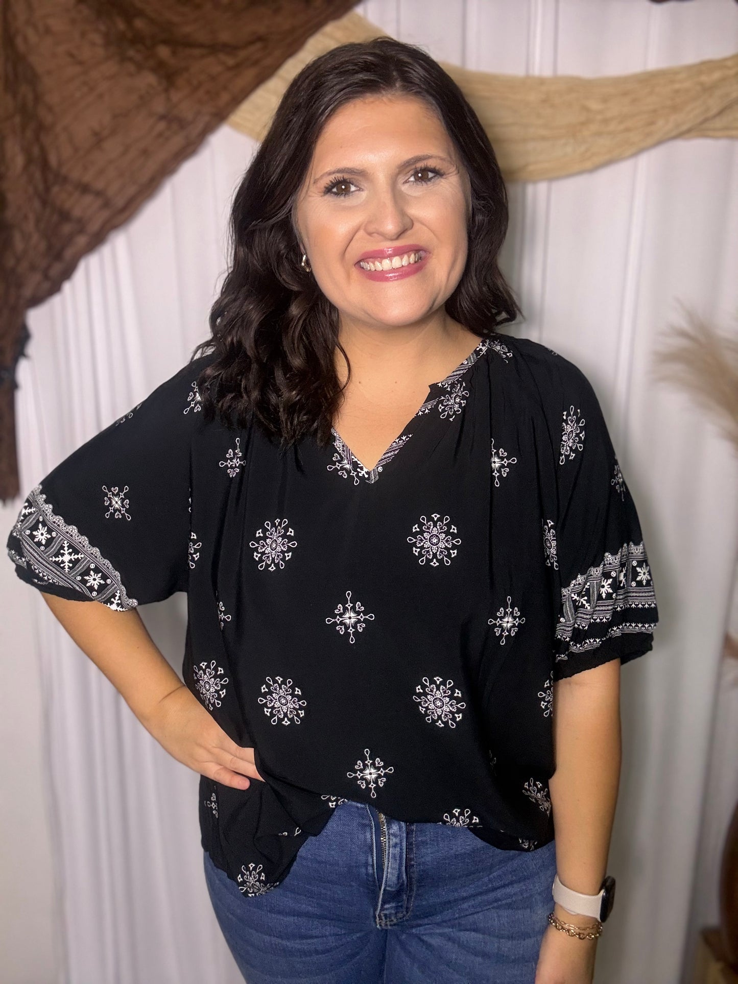 Maddie Curvy Top