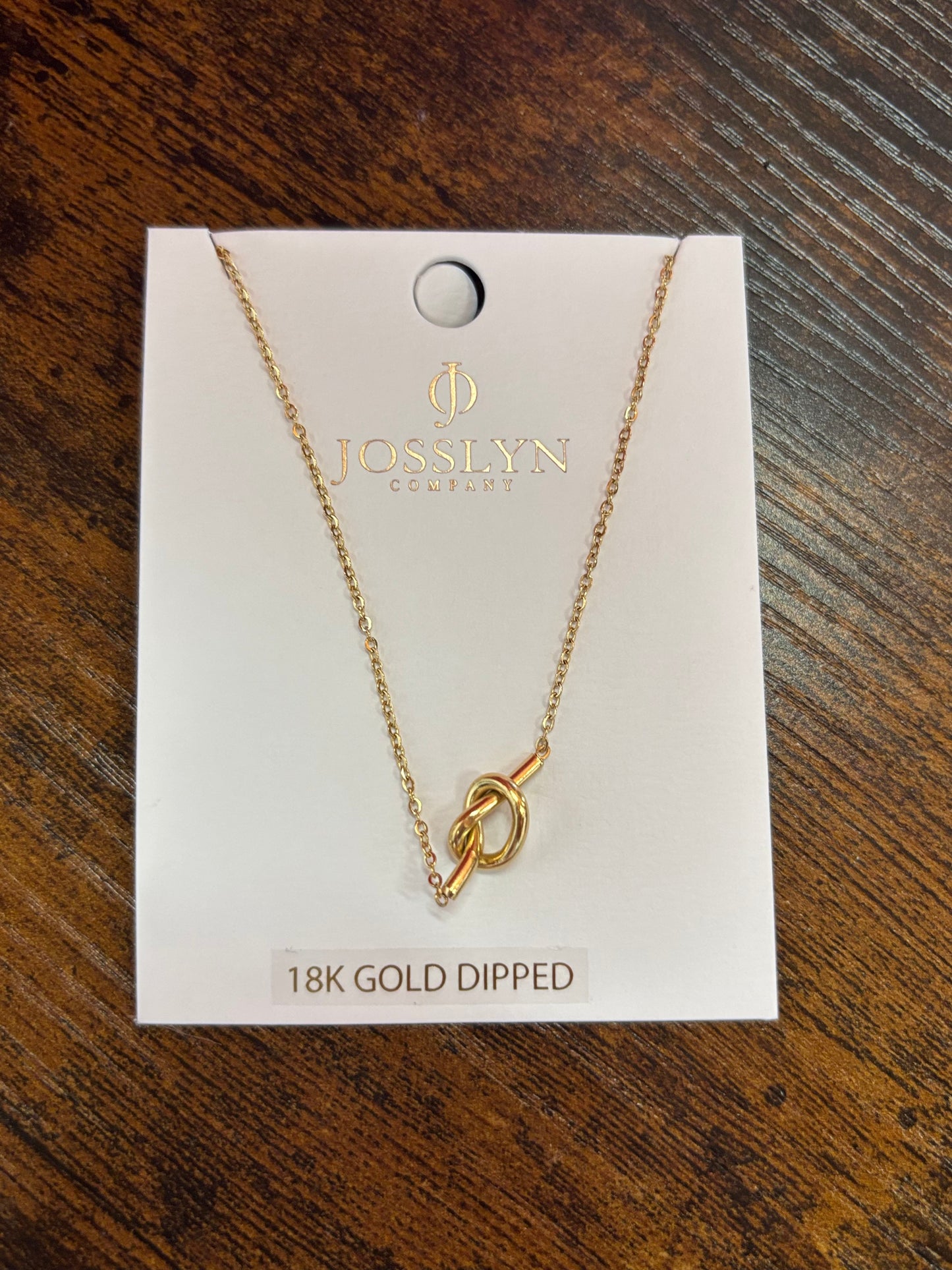 Knot Necklace