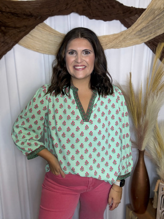 Berry Patch Curvy Top