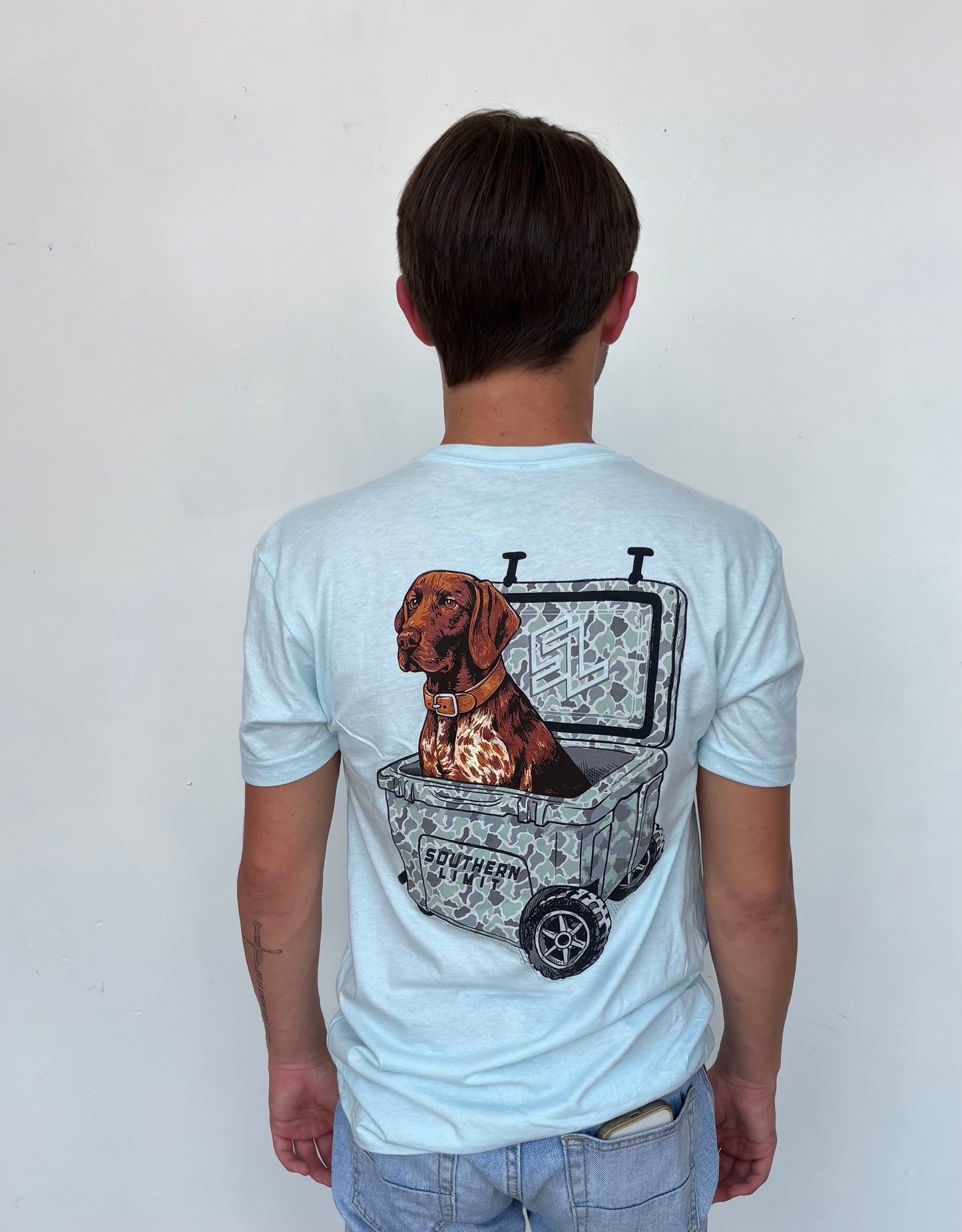 Chillin on Ice tee