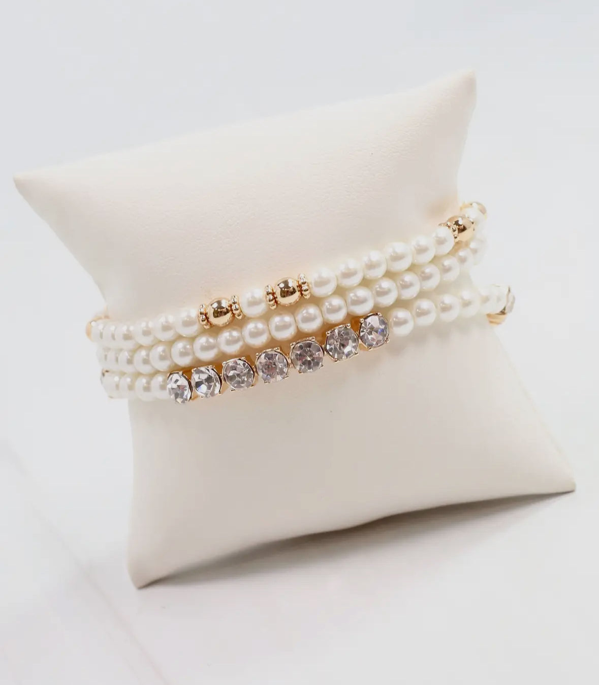 Cream Pearl Bracelet Set
