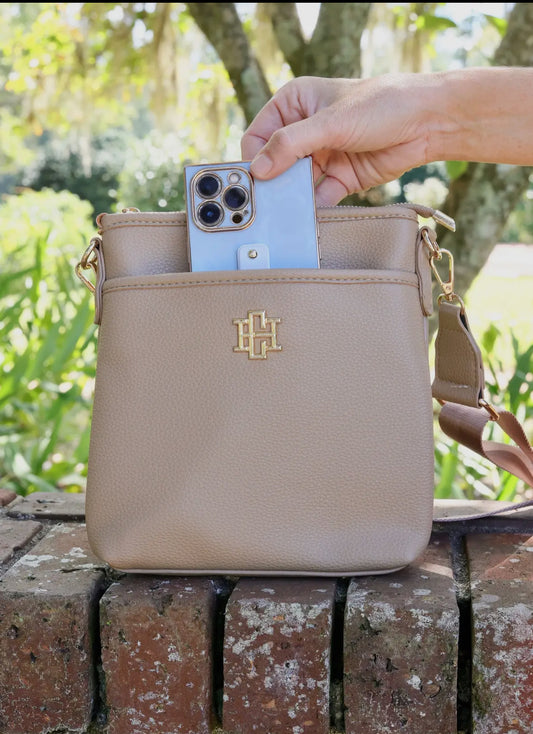 Briggs Crossbody