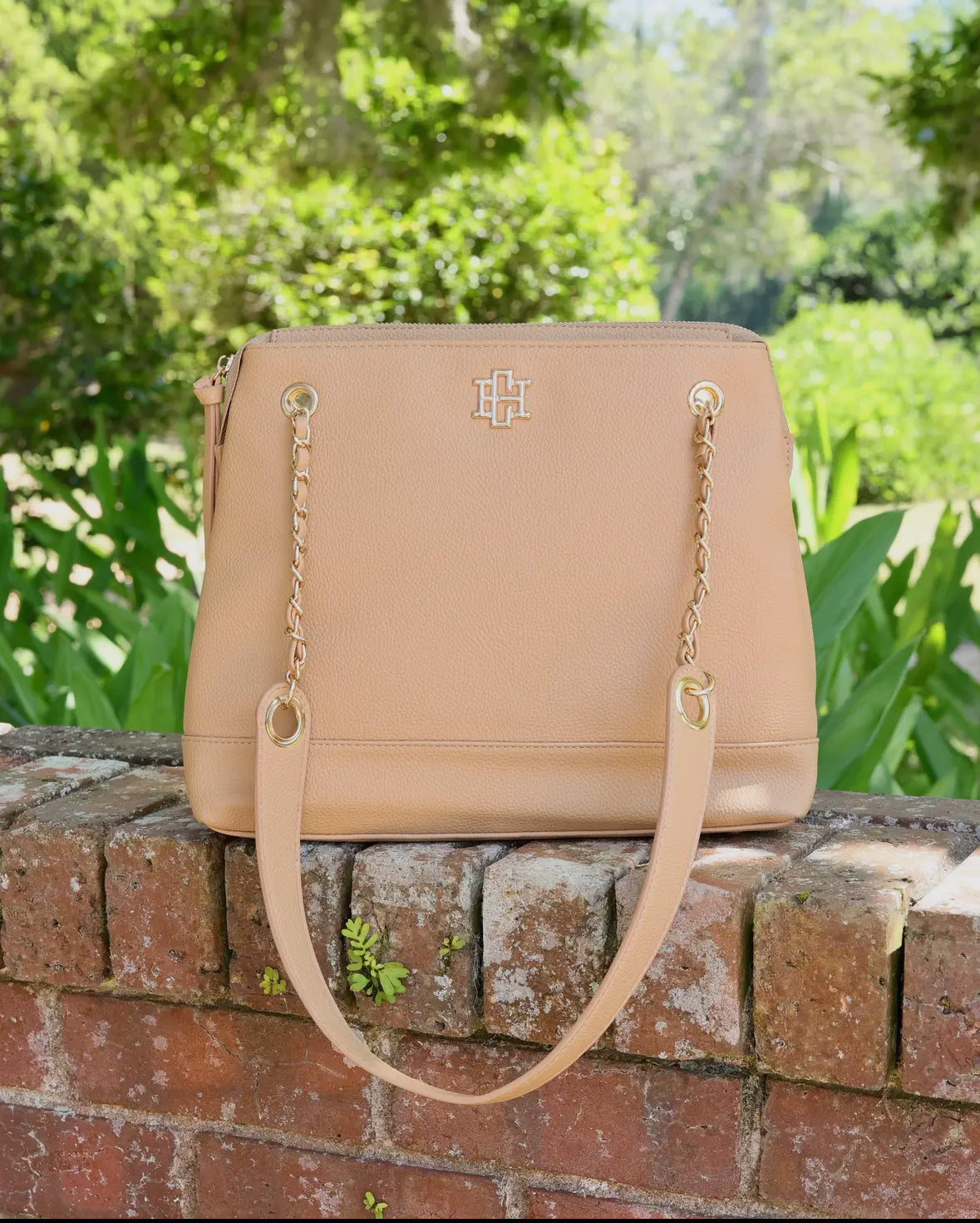 Teegan tote