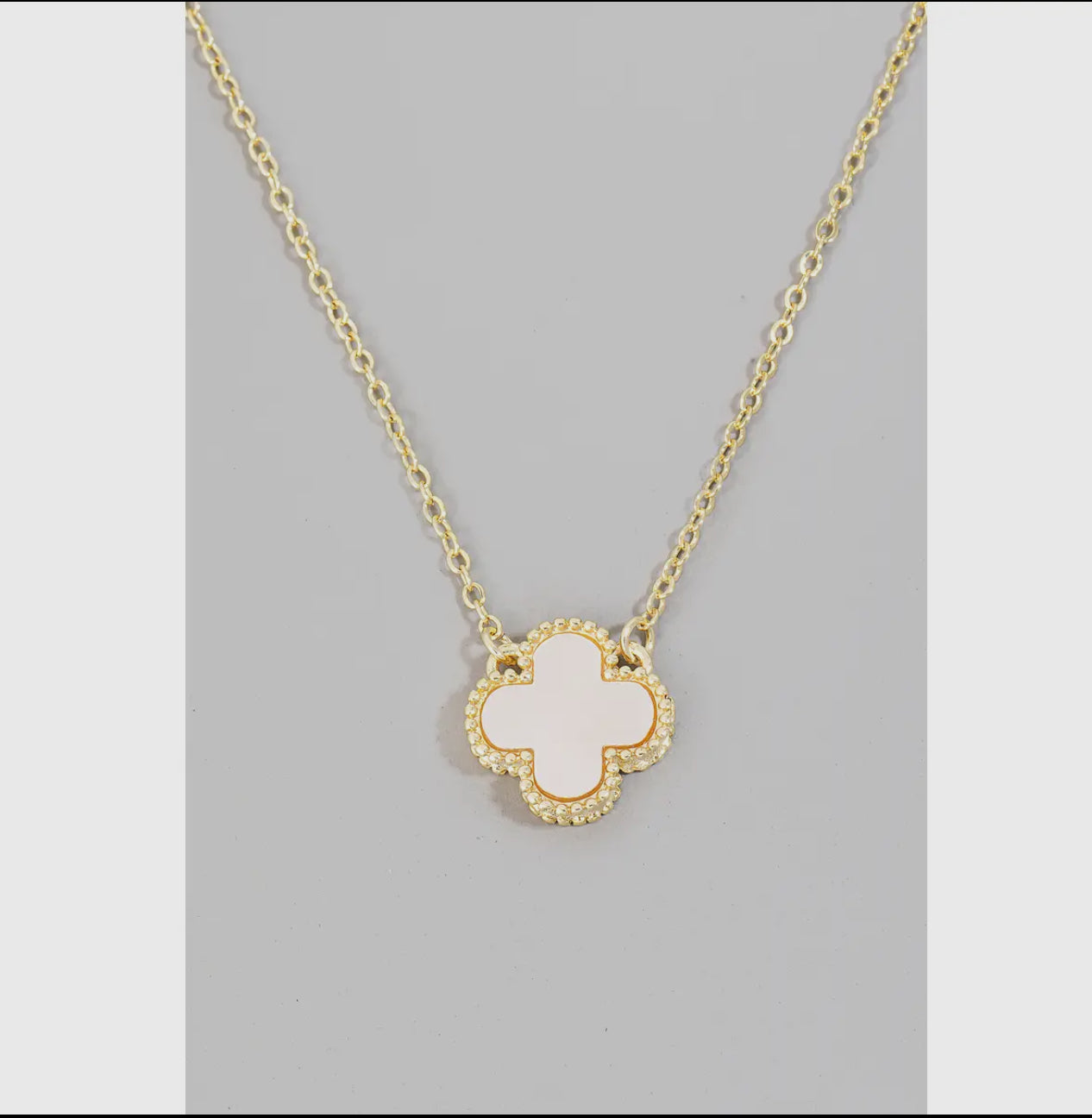 Shell Clover Pendant Chain Necklace